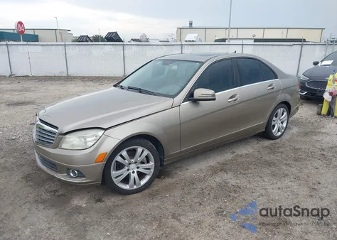 2010 Mercedes-Benz C 300 Luxury 4Matic from USA, damaged, VIN WDDGF8BB0AF447832